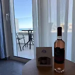 شقة Arfaras إكْسِيا